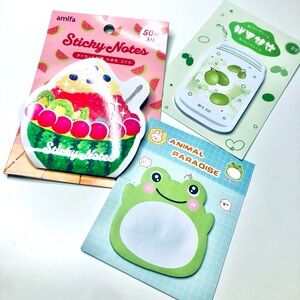 [BNWT] Set of 3 Cute Sticky Notes